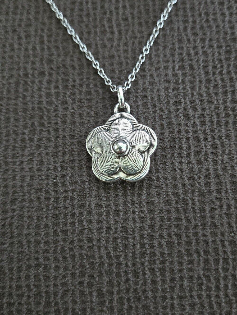 Brighton "Dazzling Love"♥️ White Flower🌸 Pendant Necklace - NWT - Picture 5 of 16